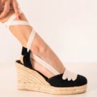 Alpargata cuña alta y plataforma con cintas