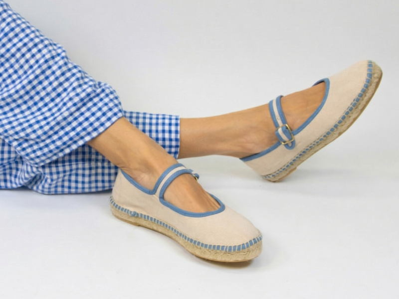 Alpargata plana Mercedita de Lona modelo
