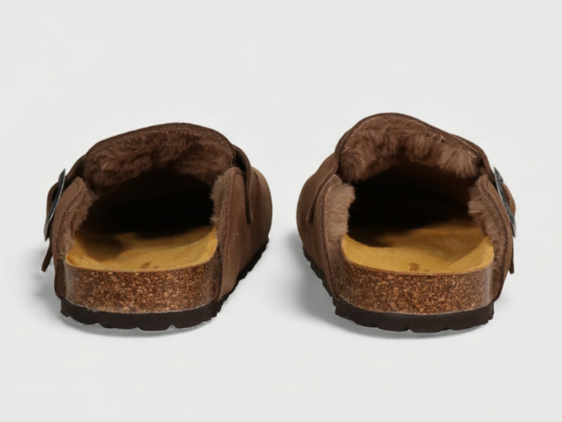 Zueco BIO de serraje con forro interior de pelo boreal - Detalle del forro interior