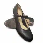Zapato Amateur Piel Trabilla claveteado 4 zapatos de flamenco semiprofesional con correa